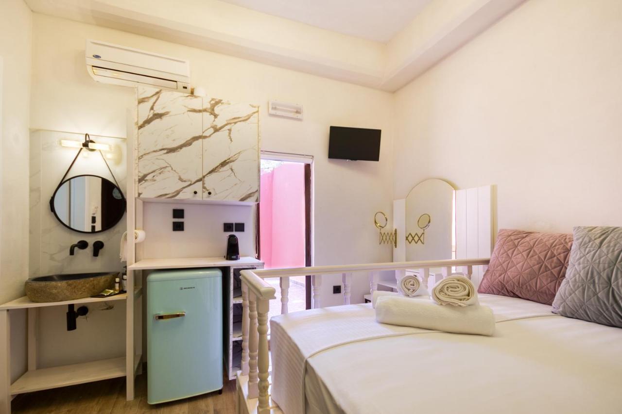 Bastion Luxury Medieval Accommodation Rhodes City ภายนอก รูปภาพ
